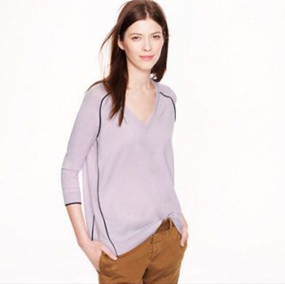 J. Crew Gray V-Neck Merino Wool Tipped Side Pullover Academia Minimalist Sz M